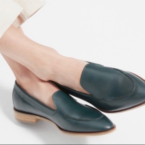 Everlane Shoes - Everlane Modern Loafer flat stitched almond toe 7